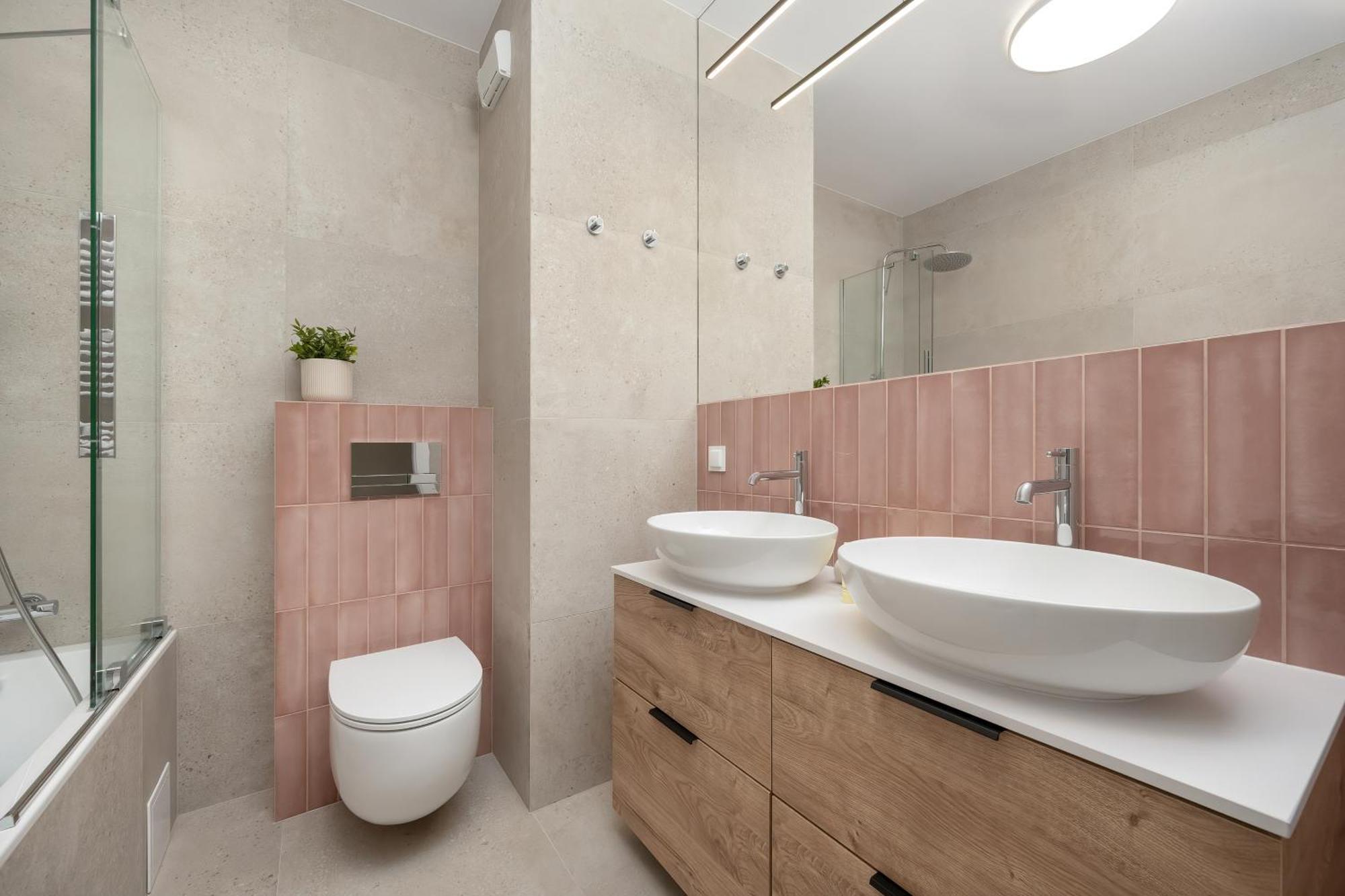 Elegancki Apartament Z Parkingiem Blisko Starego Miasta By Noclegi Renters Breslavia Esterno foto